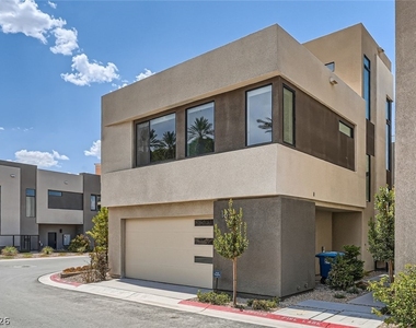 18 Promenade Isle Lane - Photo Thumbnail 2