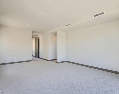 18 Promenade Isle Lane - Photo Thumbnail 10
