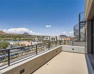 18 Promenade Isle Lane - Photo Thumbnail 22