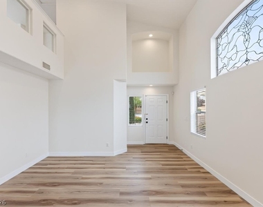 304 Mchenry Street - Photo Thumbnail 4