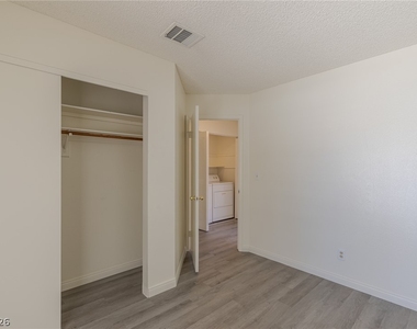 2803 Mirage Road - Photo Thumbnail 25