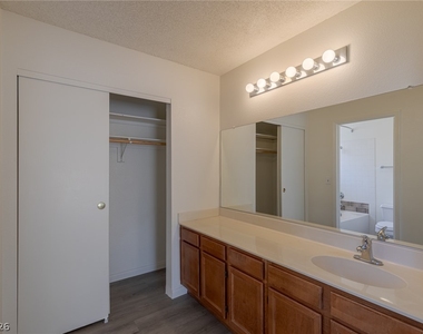 2803 Mirage Road - Photo Thumbnail 20
