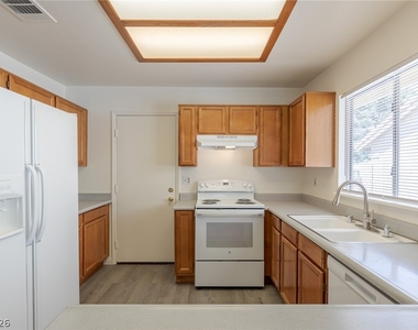 2803 Mirage Road - Photo Thumbnail 15