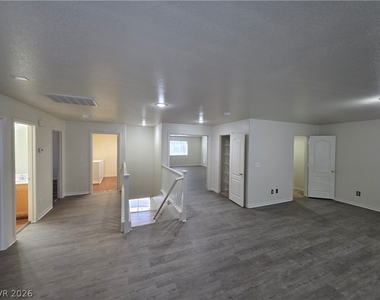 7349 Dolphine Crest Avenue - Photo Thumbnail 16