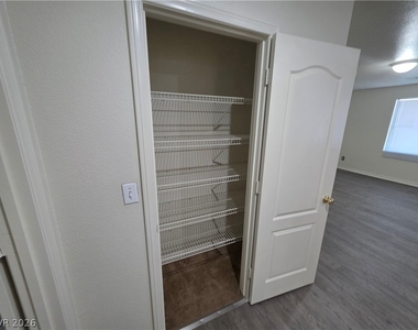 7349 Dolphine Crest Avenue - Photo Thumbnail 45