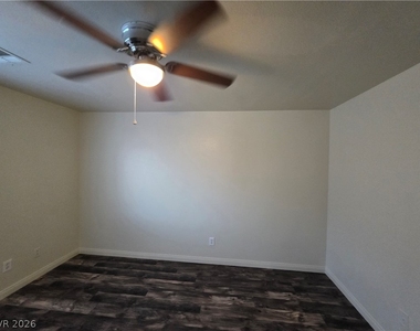 7349 Dolphine Crest Avenue - Photo Thumbnail 81
