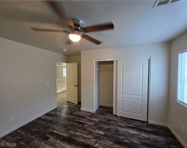 7349 Dolphine Crest Avenue - Photo Thumbnail 77
