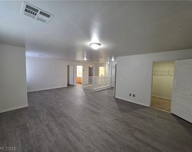 7349 Dolphine Crest Avenue - Photo Thumbnail 51