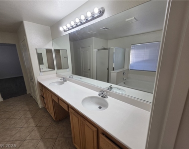 7349 Dolphine Crest Avenue - Photo Thumbnail 33