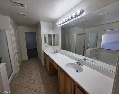 7349 Dolphine Crest Avenue - Photo Thumbnail 27