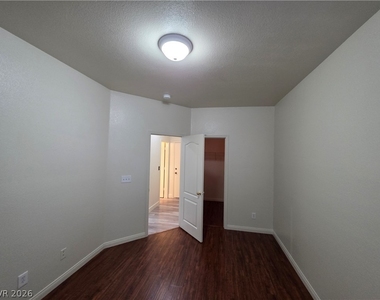 7349 Dolphine Crest Avenue - Photo Thumbnail 87