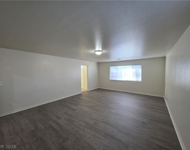 7349 Dolphine Crest Avenue - Photo Thumbnail 41