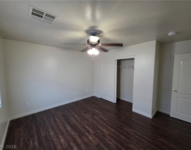 7349 Dolphine Crest Avenue - Photo Thumbnail 64