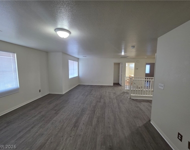 7349 Dolphine Crest Avenue - Photo Thumbnail 49