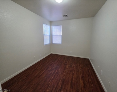 7349 Dolphine Crest Avenue - Photo Thumbnail 86