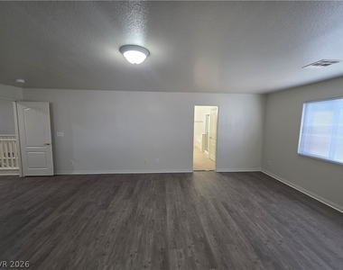 7349 Dolphine Crest Avenue - Photo Thumbnail 40