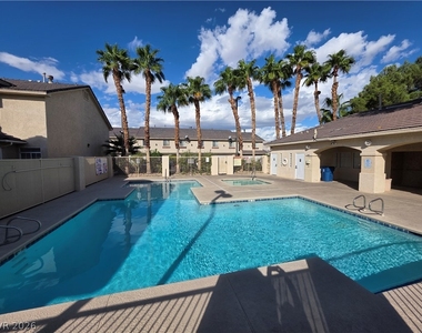 1236 Dusty Creek Street - Photo Thumbnail 29