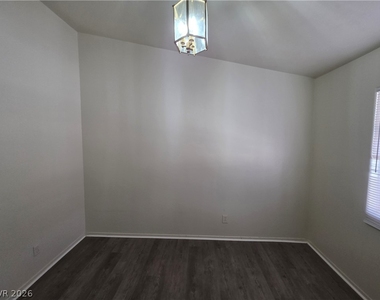 1236 Dusty Creek Street - Photo Thumbnail 15