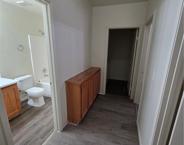 1236 Dusty Creek Street - Photo Thumbnail 11