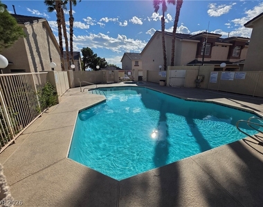 1236 Dusty Creek Street - Photo Thumbnail 26