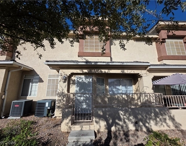 1236 Dusty Creek Street - Photo Thumbnail 2