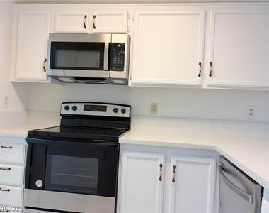 1800 Edmond Street - Photo Thumbnail 10