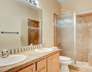 10324 Falls Church Avenue - Photo Thumbnail 23