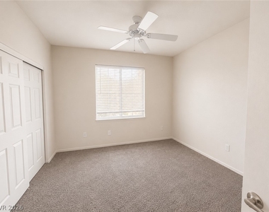 7147 S Durango Drive - Photo Thumbnail 5