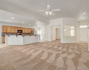 6724 Donna Street - Photo Thumbnail 32