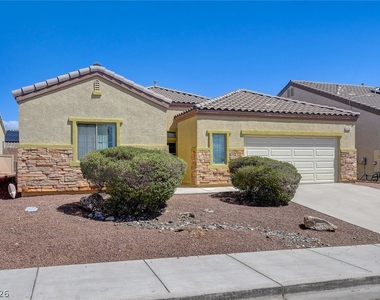 6724 Donna Street - Photo Thumbnail 1
