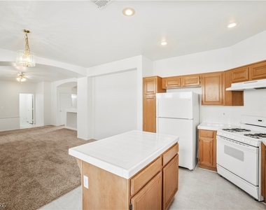 413 Magnolia Arbor Street - Photo Thumbnail 7
