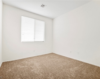 413 Magnolia Arbor Street - Photo Thumbnail 11