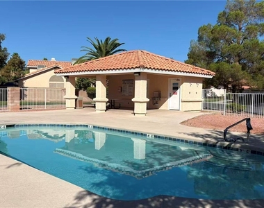 42 Quiet Desert Lane - Photo Thumbnail 17