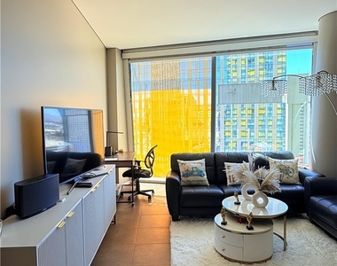 3722 Las Vegas Boulevard - Photo Thumbnail 6