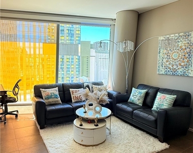 3722 Las Vegas Boulevard - Photo Thumbnail 7