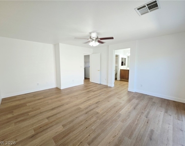 11606 Costa Linda Avenue - Photo Thumbnail 32