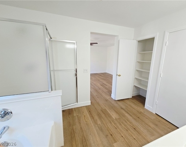 11606 Costa Linda Avenue - Photo Thumbnail 36