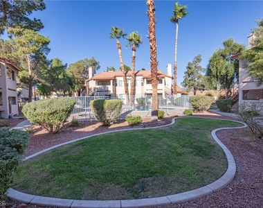 737 Rock Springs Drive - Photo Thumbnail 22