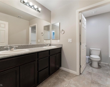 4320 Stardusk Falls Avenue - Photo Thumbnail 22