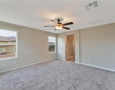 4320 Stardusk Falls Avenue - Photo Thumbnail 25