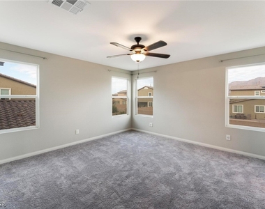 4320 Stardusk Falls Avenue - Photo Thumbnail 24