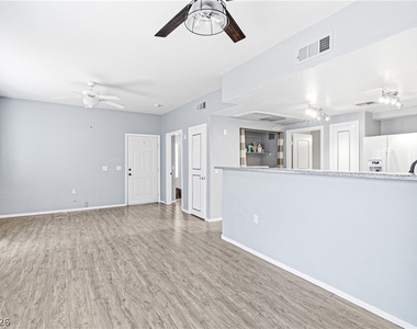 3400 Cabana Drive - Photo Thumbnail 5