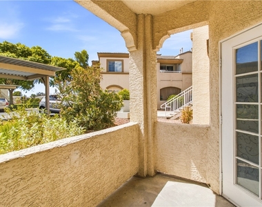 3400 Cabana Drive - Photo Thumbnail 13