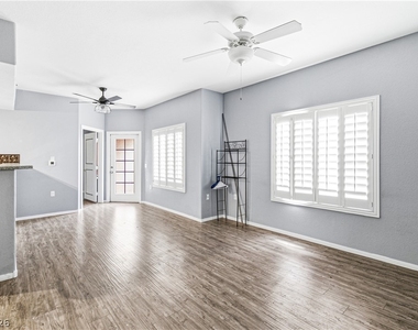 3400 Cabana Drive - Photo Thumbnail 3