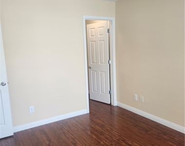 6844 Quindio Street - Photo Thumbnail 13