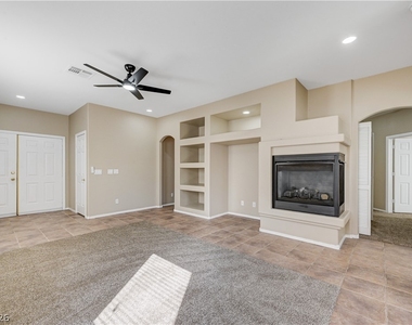 323 Jolly January Avenue - Photo Thumbnail 5