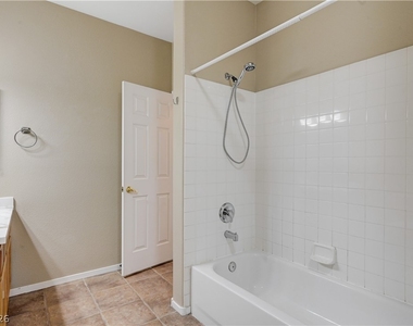 323 Jolly January Avenue - Photo Thumbnail 27
