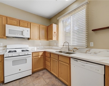 323 Jolly January Avenue - Photo Thumbnail 12