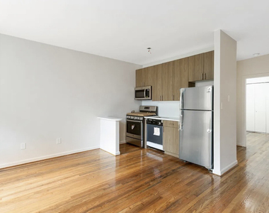 113 East 31st Street - Photo Thumbnail 1