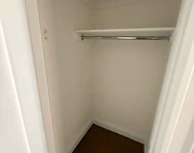 39 East 65th Street - Photo Thumbnail 4